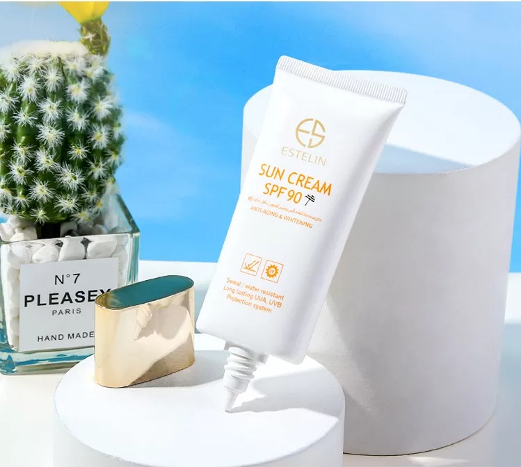 کرم ضدآفتاب ضدچروک و سفیدکننده استلین SPF90 حجم 60میل لیتر